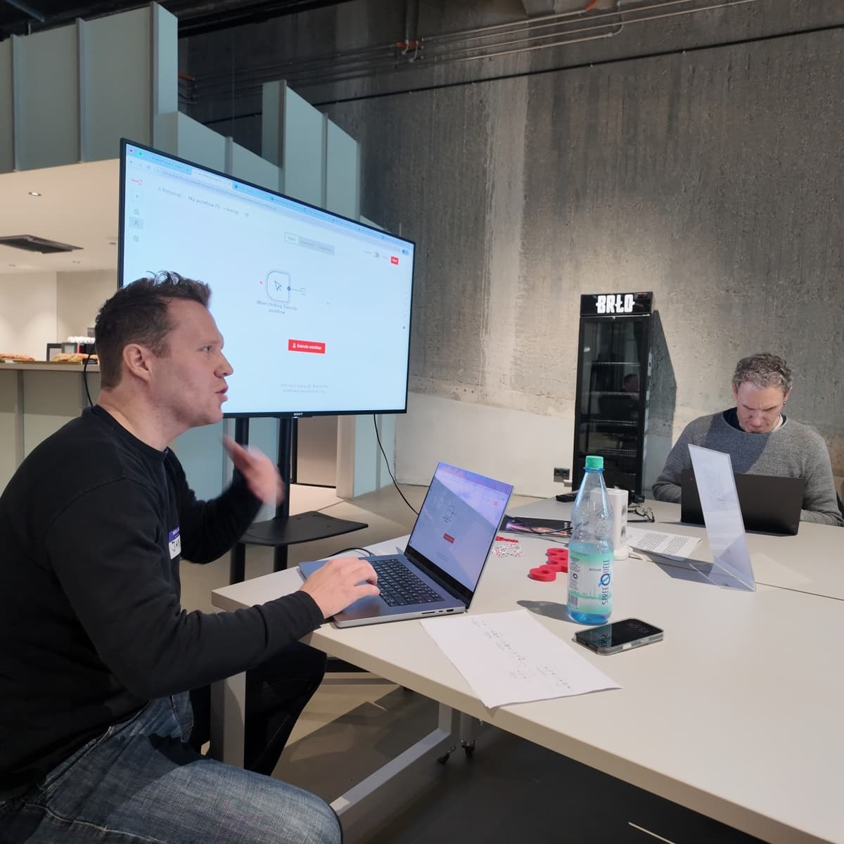 n8n Workshop at Delta Campus Berlin - Jan Schulz teaching